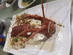 -三亚火车头万人海鲜广场