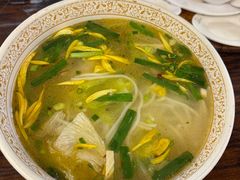 -桥香园云南过桥米线(金马碧鸡店)