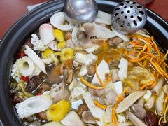 -菌之家·专业纯野生菌火锅·特色炒菌