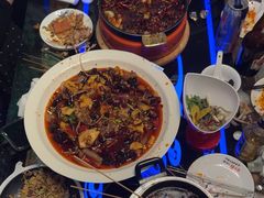 -路边边.炒菜烧烤.音乐餐厅(良乡长虹店)