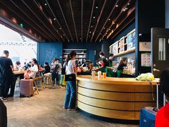 -星巴克(广州南站A18检票口楼上)