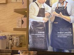 -瑞幸咖啡(解放碑英利大融城店)
