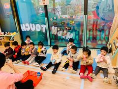 -黄浦乐烁龙鱼宝贝托育园(海潮路校区)