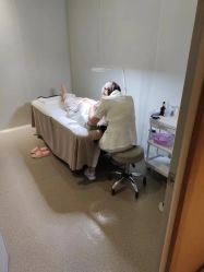 -苑苑vbeauty科技美容SPA