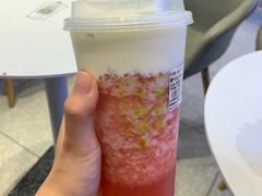 霸气芝士草莓-奈雪的茶(大悦城店)