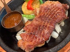 -玛格萝妮比萨屋(四平店)