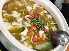 -重庆鸡公煲·青锅花椒鱼(牡丹江路店)
