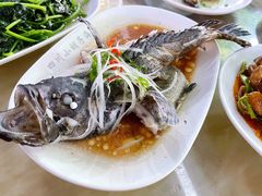 -四川小胡子海鲜(丁村万人海鲜广场店)