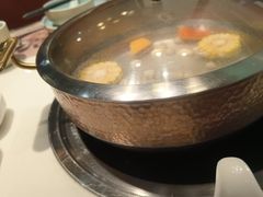 -洪氏嗨捞·猪肚鸡火锅(阳光天地店)