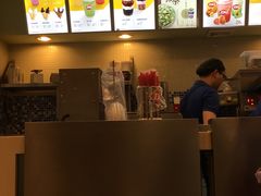 -DQ·蛋糕·冰淇淋(浦江欢乐颂店)
