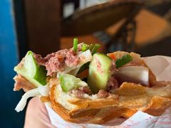 -Bánh Mì Huynh Hoa
