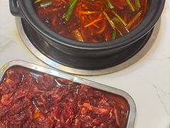 -沈记酸菜牛肉火锅店(九号路店)