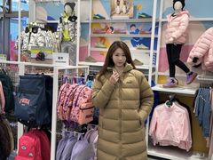 -王府井奥莱棋盘山小镇