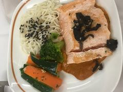 -西沃古尔·拉姆古兰爵士国际机场