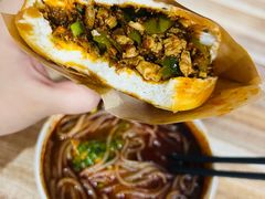 -老字号杨坡红油米线腊汁肉夹馍(东四道巷店)