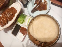 -梅利汴京烤鸭•开封豫菜地标店(东司门店)