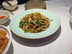 -雀舞云南菜(天津天河城购物中心店)