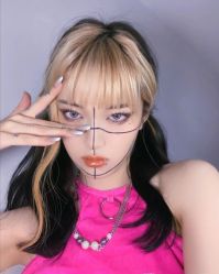-AYO SALON