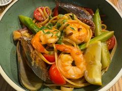 蒜香辣味海鲜面-gaga(深圳南山益田假日广场店)