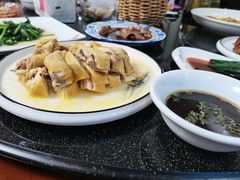 -七的湖·晚芳亭·阳澄湖农家菜·大闸蟹(莲花岛店)
