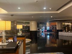 -武汉五月花大酒店(武昌火车站中南路地铁站店)