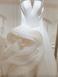 -拉瑞娜LaReine婚纱礼服高级定制