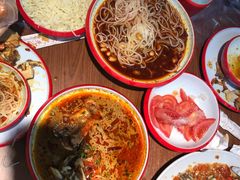 香辣凤爪-老闵田螺馆·南昌市井菜·特色小吃(总店)