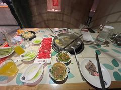-南城十里潮汕鲜牛火锅·鲜虾生滚粥(融汇老商埠店)