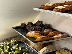 -皇冠幸福里动物奶油生日蛋糕(中山大道二中店)