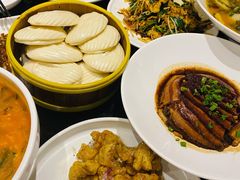 -皇城根·烤鸭·鱼头·家常菜(欧亚大观乐活城店)