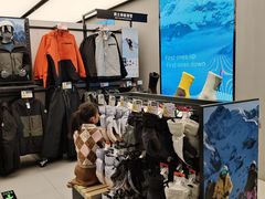 -迪卡侬(环球港店)