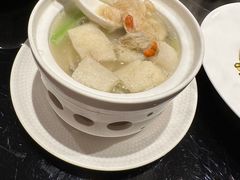 鲨鱼骨汤炖鱼翅-闽和南(深圳万象城店)