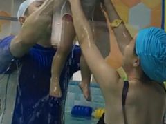 -乐游宝宝亲子游泳(徐汇中心)