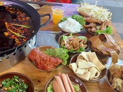 -乖嬢嬢重庆老火锅(南联店)