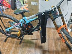 -道路口单车爱瓦士dahon大行