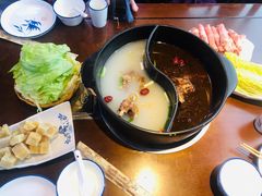 -亿诣蝎府炸酱面羊蝎子火锅(酷车小镇店)