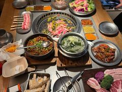 -Ant 蚂蚁洞烤肉·大营地(上海静安大悦城店)