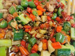 -自贡盐帮菜·玩辣餐厅(樱花园西街店)