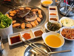 -韩聚屋韩国烤肉餐厅(新北万达店)