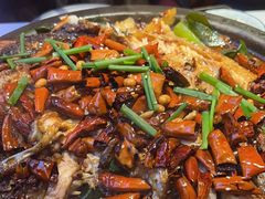 -鸣记脆皮烤鱼·海鲜烤鱼(三八广场店)