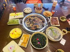 -巴倒烫陆派火锅山庄(南山总店)