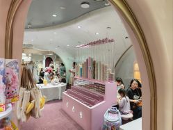 -奈尔宝·国风主题儿童乐园·亲子餐厅(豫园商城店)