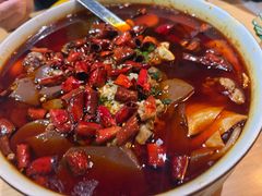 -渝信川菜 · 川味家常菜(财富购物中心店)