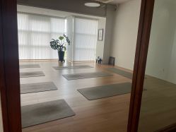 -阿南达·瑜伽普拉提·阿育吠陀疗愈中心