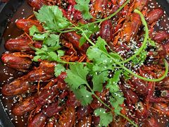 -吞鱼兽麻辣烤鱼(万达店)