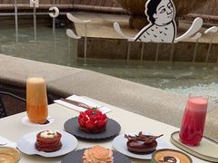 -潮一不贰·法式甜品·生日蛋糕·西式简餐(外滩店)