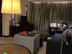 -青岛海尔洲际酒店