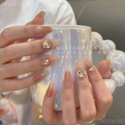 -米小兔美甲美睫