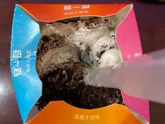 奥利奥麦旋风-麦当劳(豫园店)