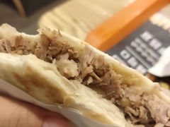 -十三朝牛馍王擀面皮(骡马市店)